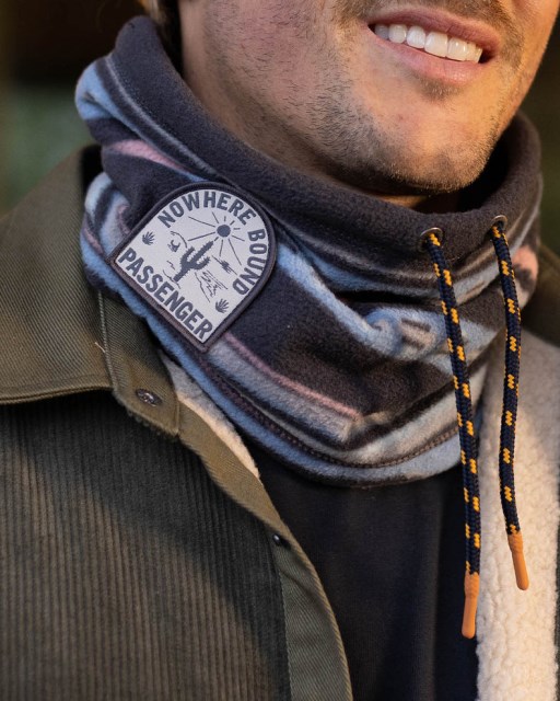 Eksklusiv Passasjer-tor Resirkulert Polar Fleece Snood Dyp Marineblå Vintage Geo