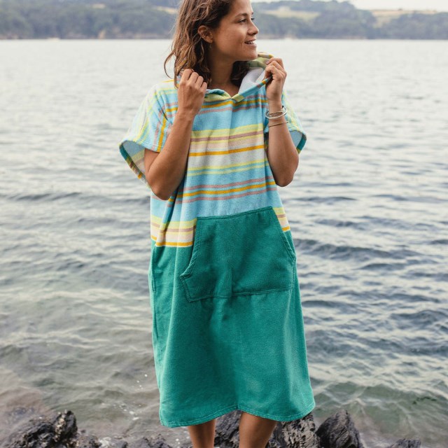 Passasjer Eksklusiv Baja Resirkulert Håndkle Poncho Sea Stripe