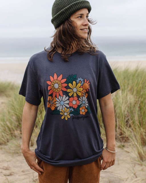 Passasjer Eksklusiv Floral Bloom Resirkulert Bomull Oversized T-skjorte Kull