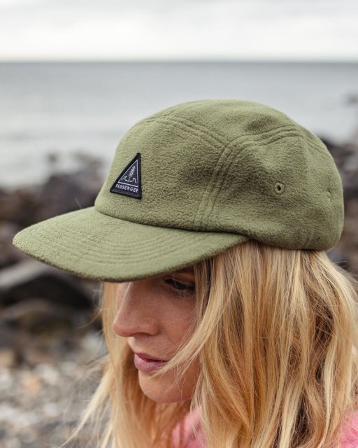 Passasjer Eksklusiv Furu Resirkulert Polar Fleece Cap Khaki